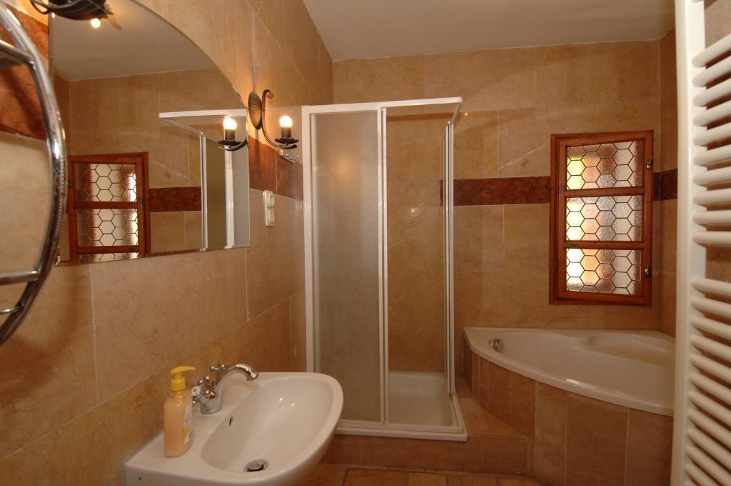 Eletfa Vendeghaz Hotell Eger Rum bild
